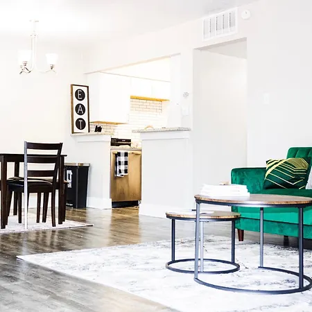Walk To At&T Stadium , Globelife From Cozy 2Bd/Ba Apartment